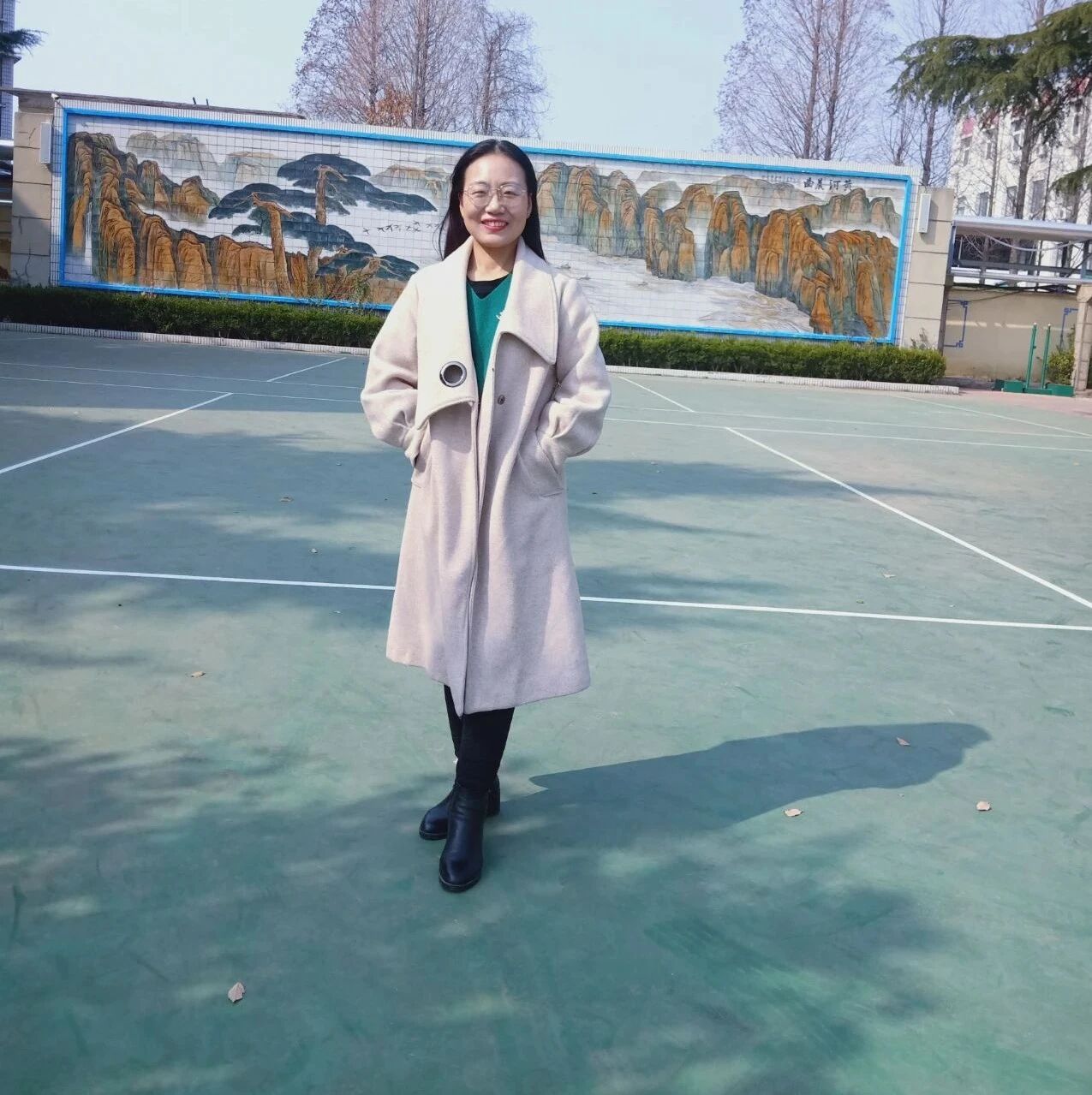 【亚平专栏】立意创新实现六个追求，纵横比较趟过诗歌河流 ——评赏王君老师《这么爽的人生，你敢不敢要——<陋室铭>思辨课》