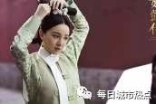 于小彤和海陆分手后再曝姐弟恋,女方是参演《如懿传》的陈小纭