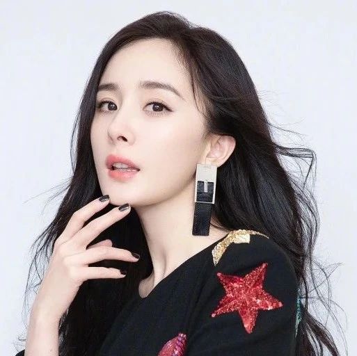 杨幂刘亦菲合作？鞠婧祎被侮辱？赵本山亲家是农民？井柏然没戏？乐嘉凉了？