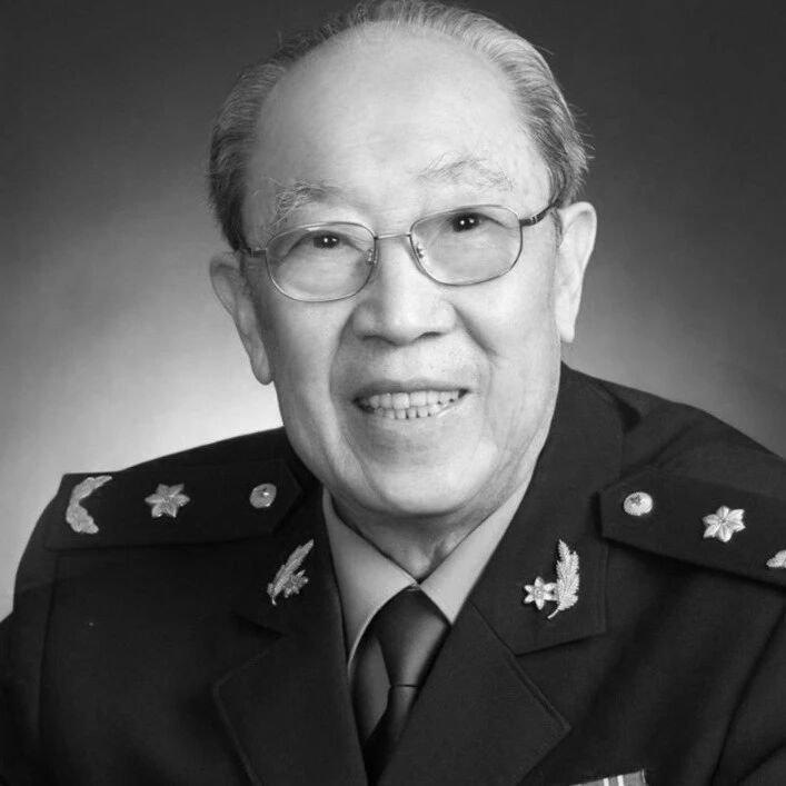 密密麻麻，15岁男孩腹中取出100多颗胆结石！知道原因后，你还敢这么做 