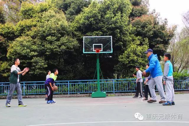 重庆元康体育秋季周末班篮球羽毛球培训
