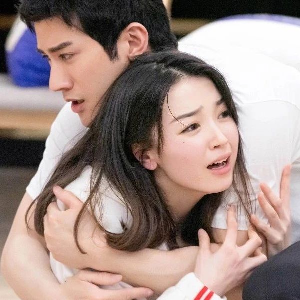 豆瓣2.8，满屏一星！这辣鸡演技也配当导师？