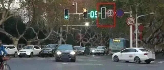 红绿灯改头换面，改了名字还取消读秒，不小心扣6分