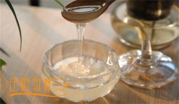 酒醉后喝蜂蜜水禁忌?酒醉喝蜂蜜水有什么用?