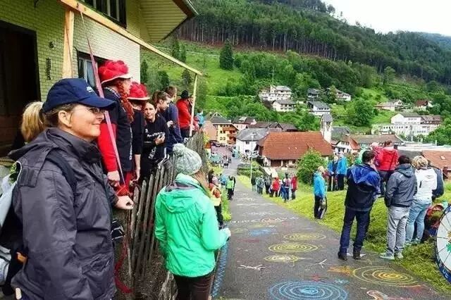 米兰HOAA集团力荐：紧跟余工开店，再造一批百万富翁！