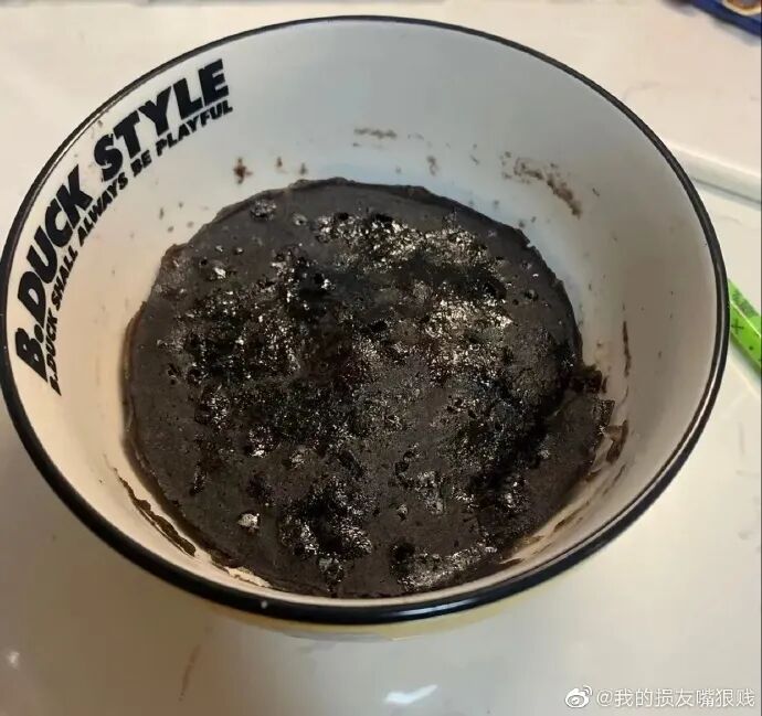 【爆笑】又一位P图过猛的网红？关掉美颜滤镜后的颜值意外流出？太吓人了！（组图） - 6