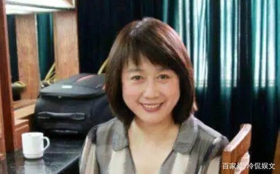 她因举报姜昆被封杀，如今满头白发让人心疼，为何要那么做？