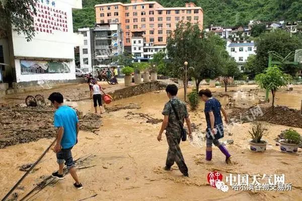 四川盆地开启新一轮降雨 北方湿凉接管