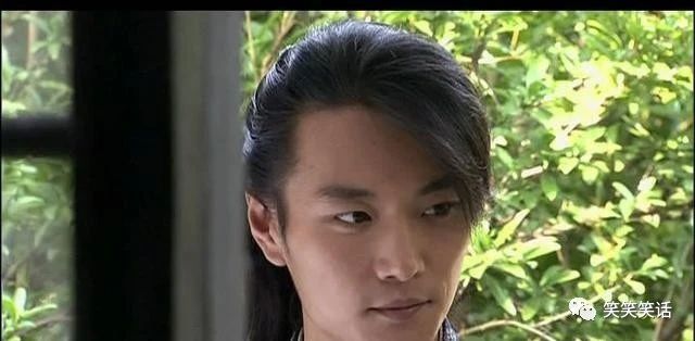 15岁的赵鸿飞被一篇文章文章星途毁掉,从娱乐圈消失