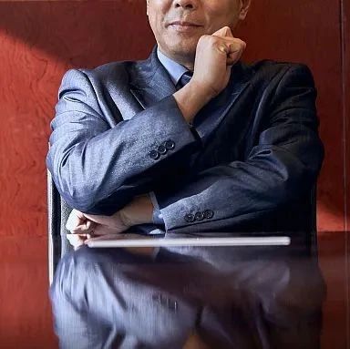 美的“少东家”太会赚钱了