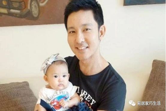 带你参观立威廉的豪宅,在家把女儿打扮成公主,看出来很宠爱她