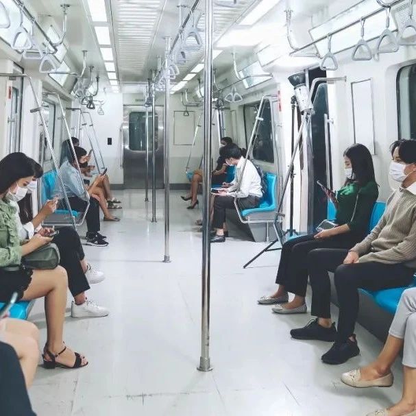 泪目！那些破产、失业以及在边缘挣扎的故事......