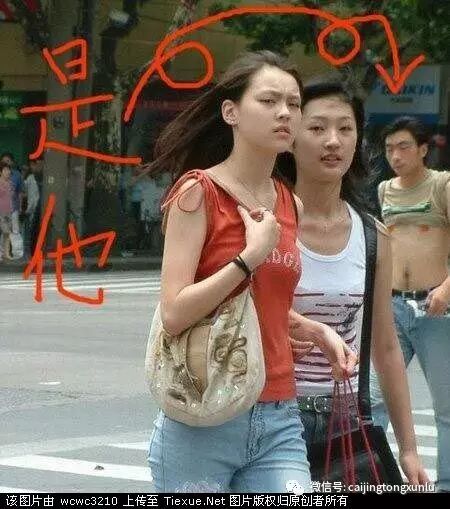 标题党想必大家都不陌生，那种让人恨得牙痒痒却又忍不住点点点的感觉，太深刻！非得给个正儿八经点的解释，就是：其主要行为简而言之即发帖的标题严重夸张，帖子内容通常与标题完全无关或联系不大。