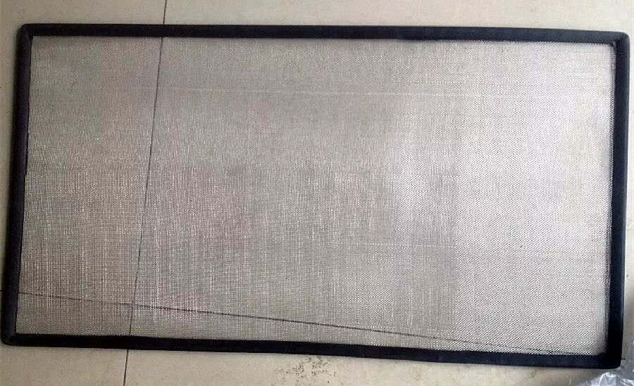 水箱防护网的空洞非常细密