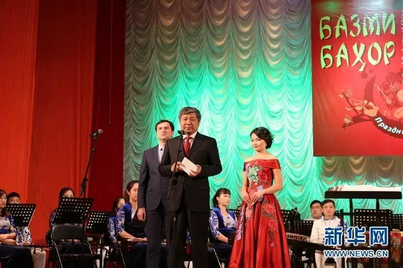 塔吉克斯坦举办“欢乐春节”音乐会（多图）