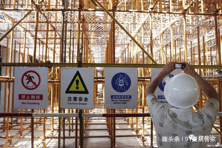 建筑资质又被注销？2020年建筑企业该如何维持生存？