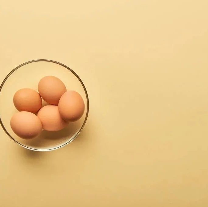 被国人一年吃掉4000亿个的鸡蛋，你可能低估了它的「营养价值」