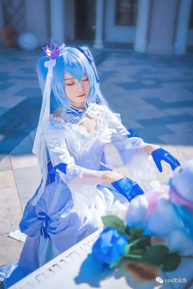 cos:初音未来零时的公主殿下cos正片