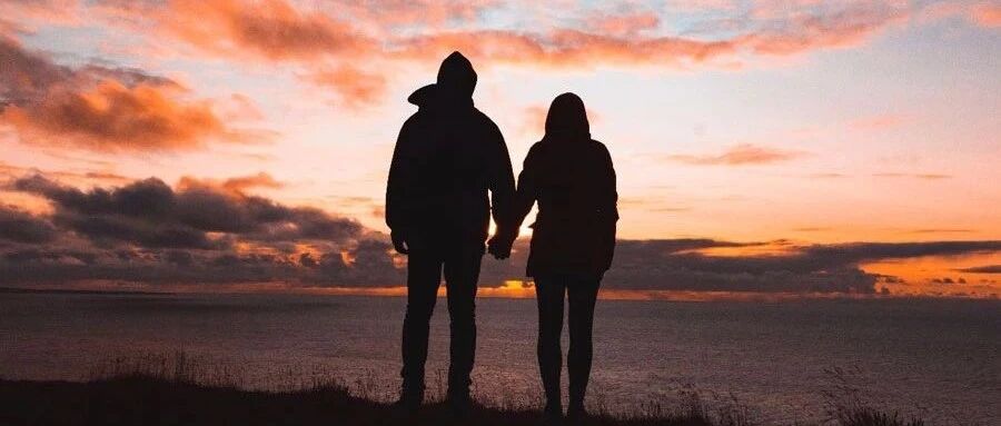 夫妻到了中年，爱不爱是次要，最重要的是这四点！