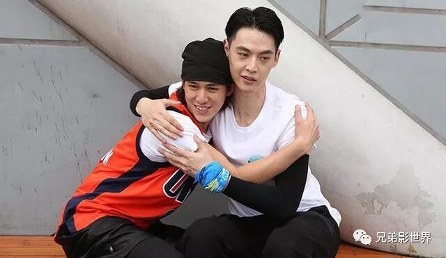 唐晓天身高体重 与女友Ins上频晒亲密照曝光