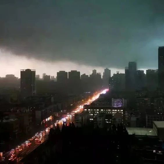 冰雹、暴雨、大风、雷电......100多条预警！