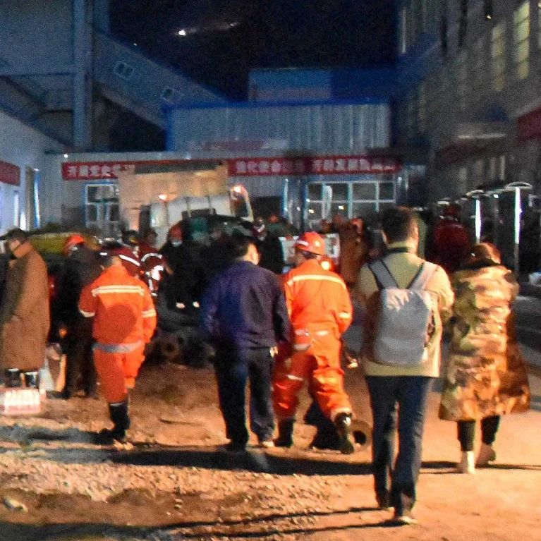 揪心！新疆透水事故21人被困，最新进展！