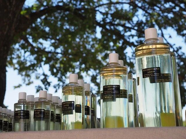 【创澳分享】误区！！！植物精油产品都是一...