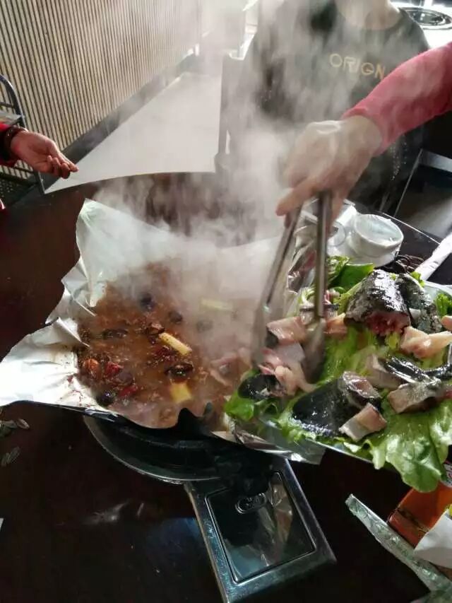 【欢迎】湖南岳阳市晏先生考察重庆特色餐饮7石咕咕鱼