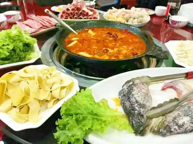 【欢迎】湖南岳阳市晏先生考察重庆特色餐饮7石咕咕鱼