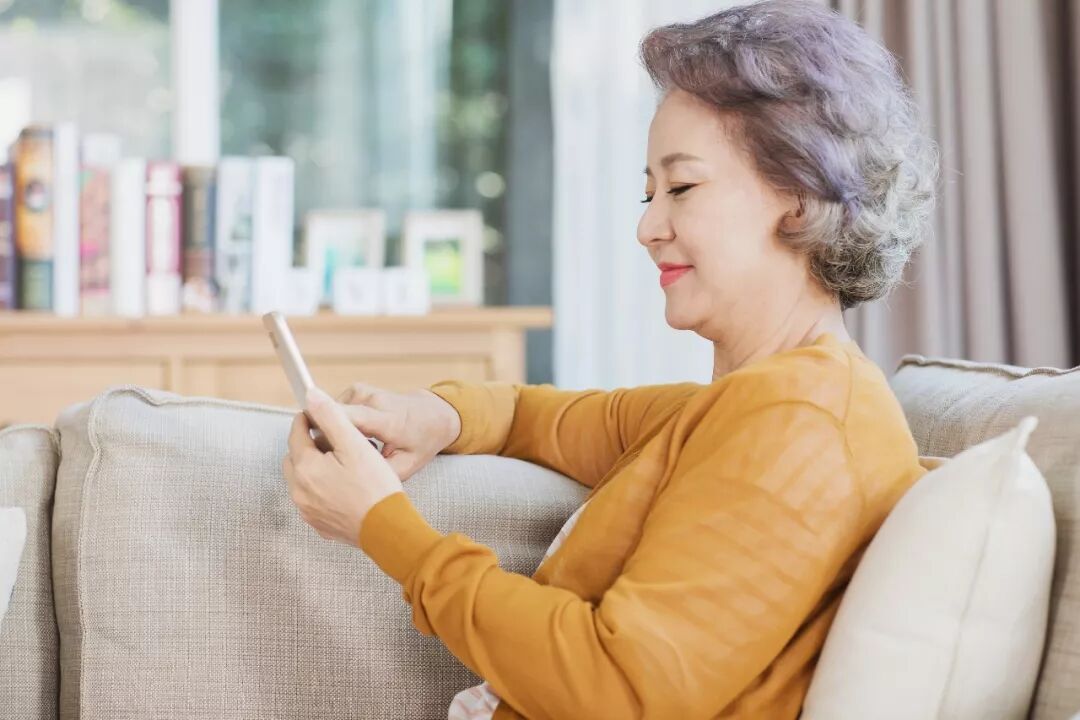 脸上突然出现这3道横纹，表明你的心脏，正在向你发出警报