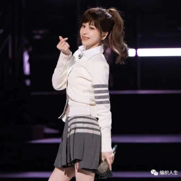 附编织教程，歌美人甜魅力不减当年，从穿搭角度来看她如何数十年甜美如初！
