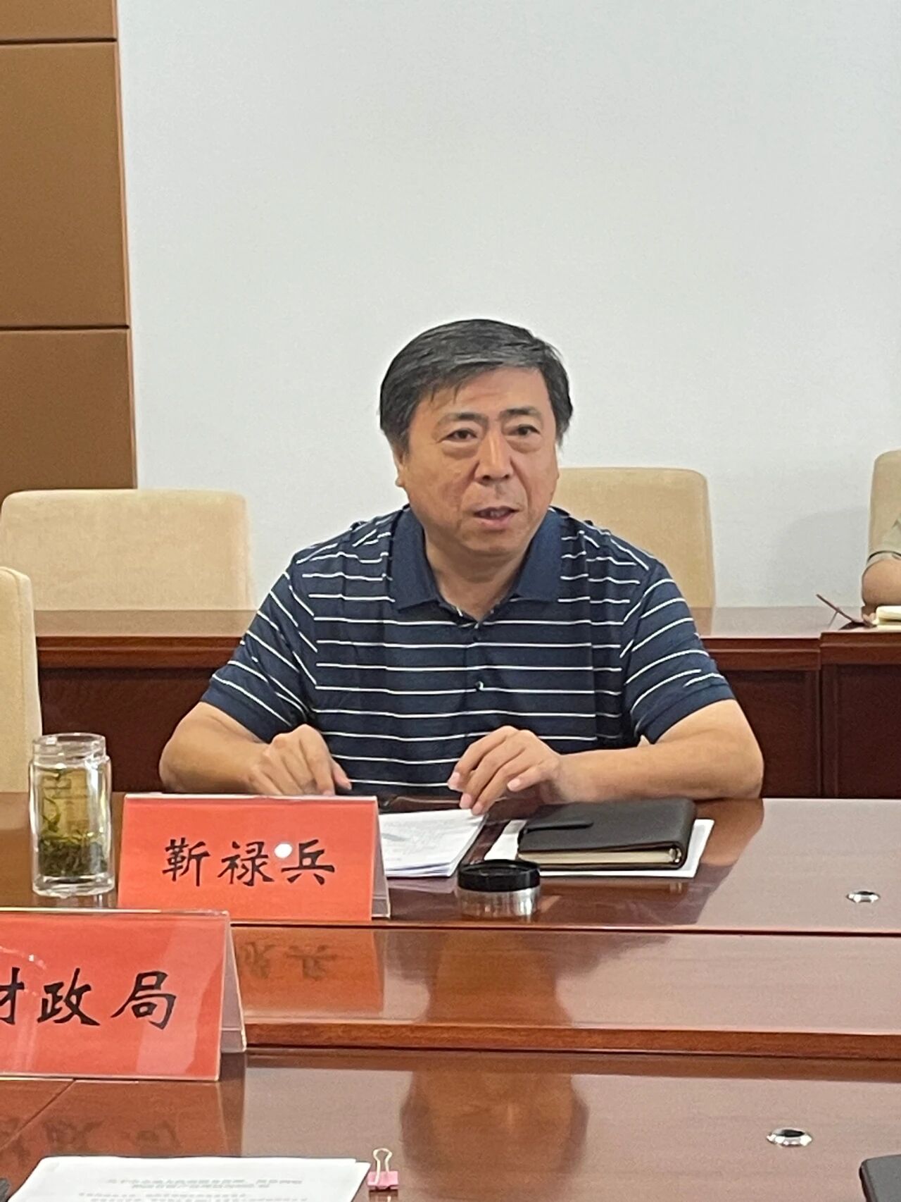 市人大财经委召开调整市本级2022年财政预算、全市国有资产管理和全市地方政府债务座谈调研会