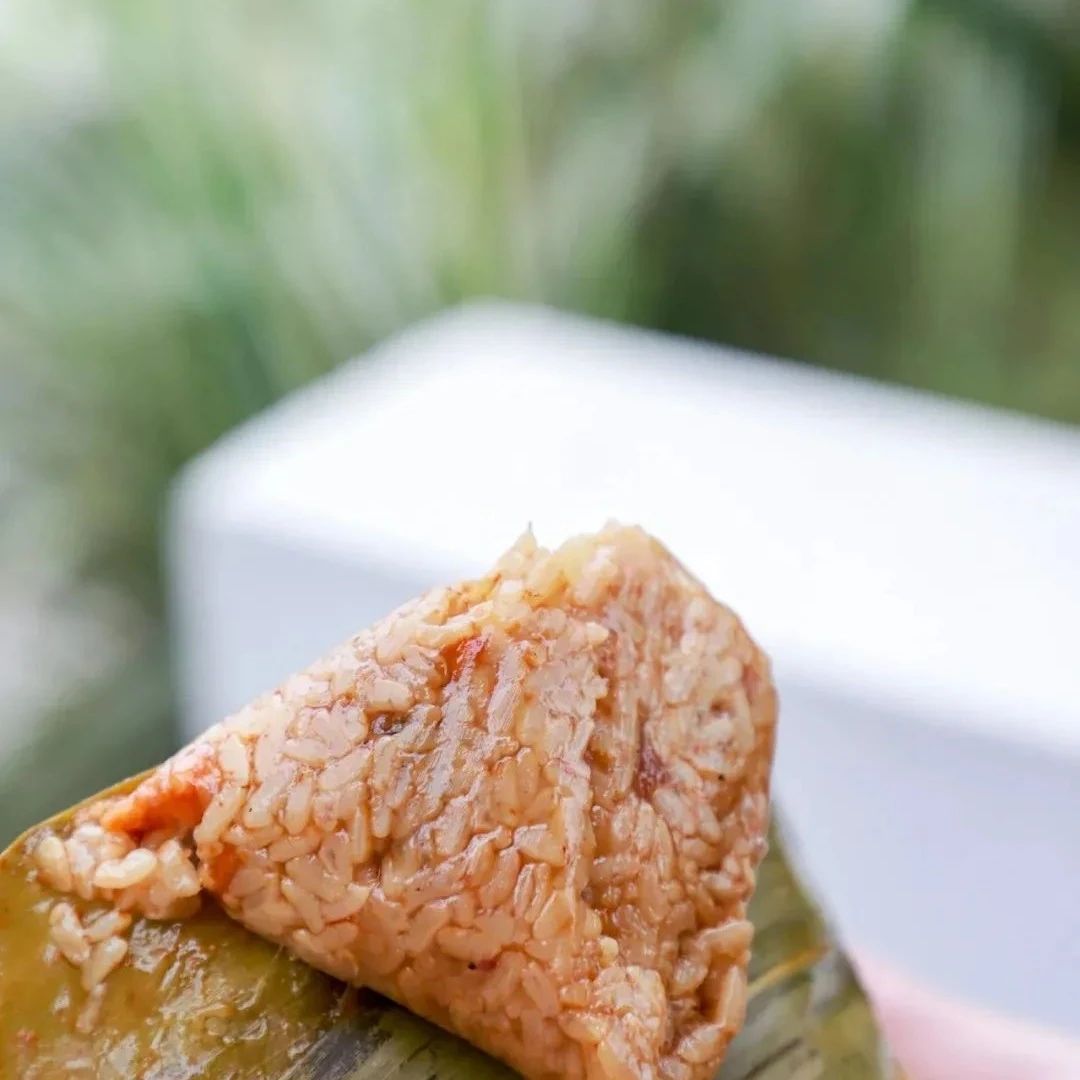 连粽子、薯片都是臭的！请螺蛳粉放过美食圈吧！