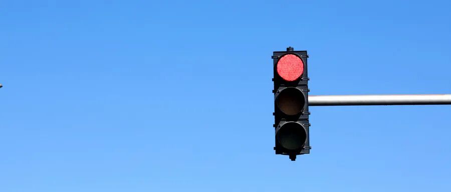 闯红灯一定扣分吗？这几种情况可以被原谅！