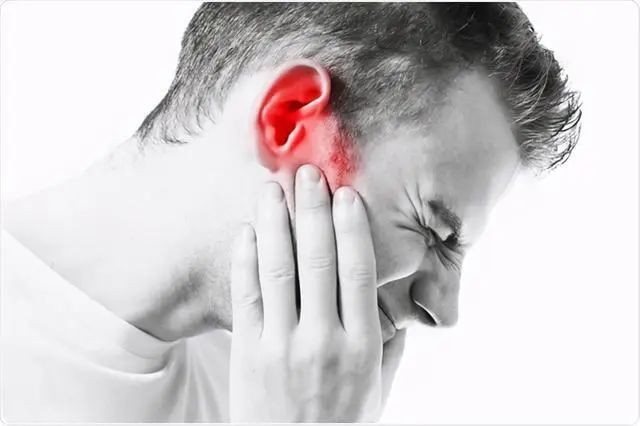 耳朵里出现这种声音，说明离聋不远了？