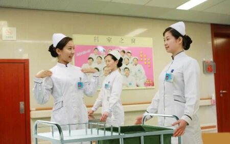 为什么有的护士被格外宠爱？护患沟通，从晨间护理开始