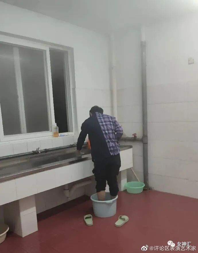 【爆笑】“求求你别诅咒我了！”深夜前男友突然发消息给我，结果..场面极度混乱！（组图） - 43