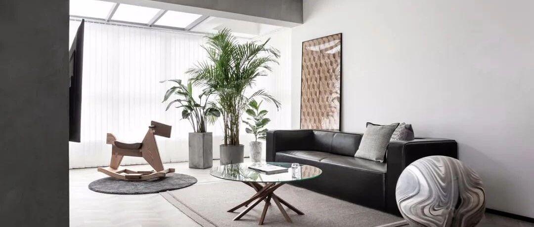 121㎡极简+工业风大平层，以极简的风格设计，并加入工业风的格调，让空间显得朴素而高级