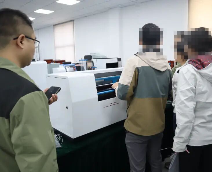 上海某科技有限公司蒞臨上海理濤考察交流設備球囊綜合性測試儀