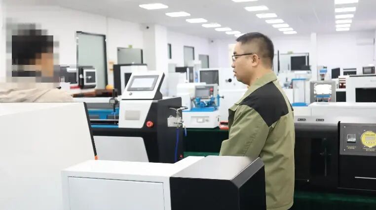 上海某科技有限公司蒞臨上海理濤考察交流設備球囊綜合性測試儀