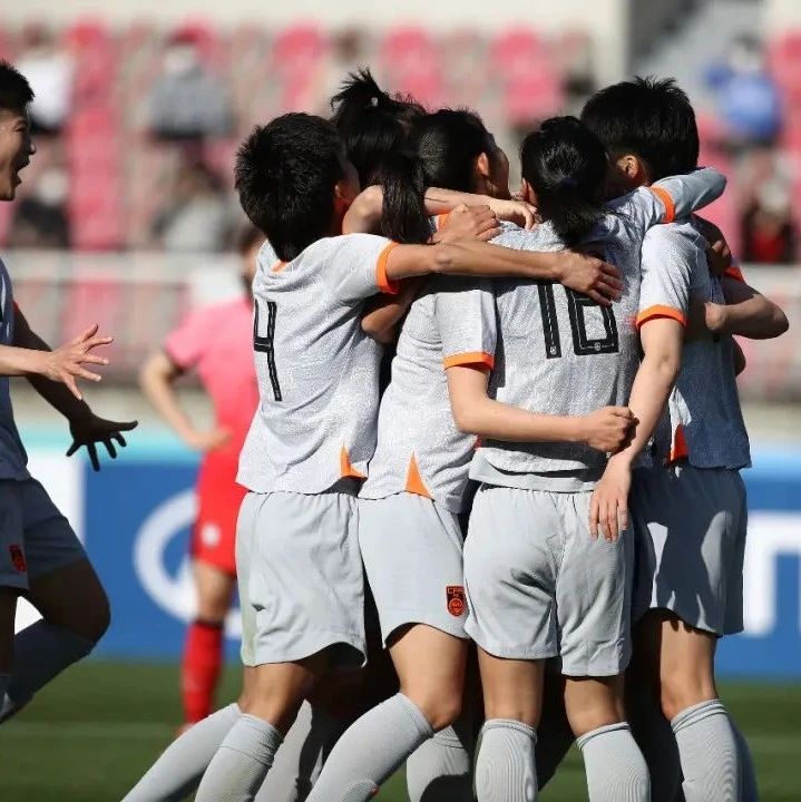 上海女足球员张馨立功+王霜点射 中国女足2-1韩国队占据进军奥运会优势