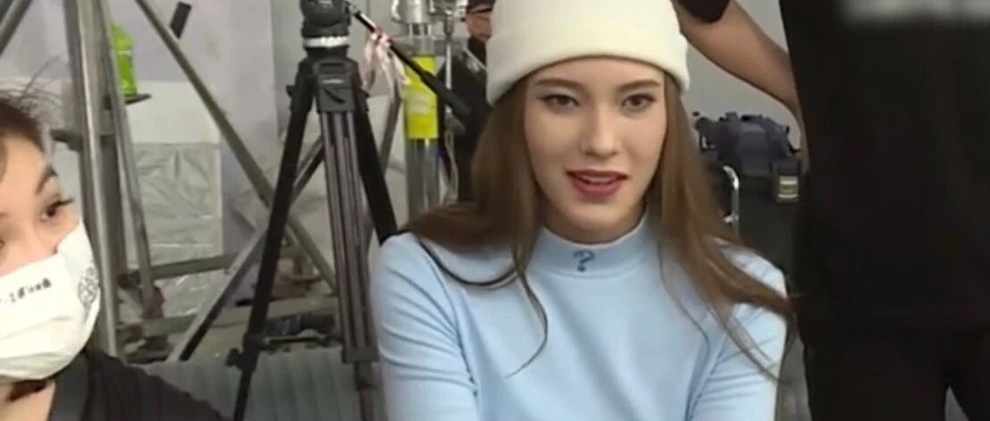 热搜#谷爱凌火了，明星也来蹭热度！