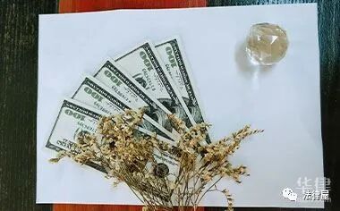 婚姻法规定：女人离婚不要孩子不给抚养费要承担什么责任？