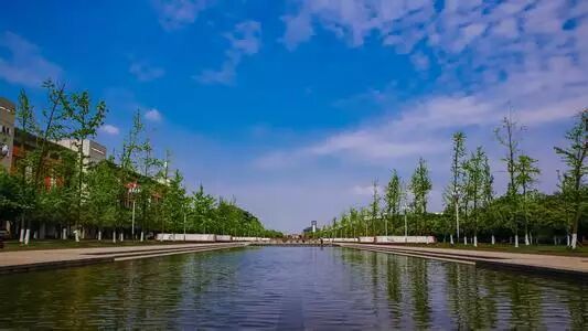 这所985大学被调侃为“巨无霸”大学，但其口碑很好全国知名