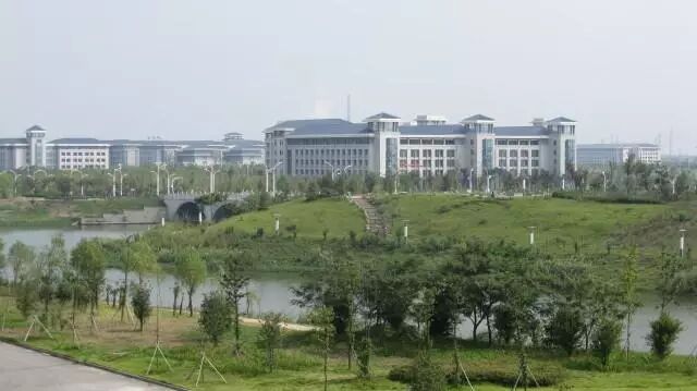 其实我想说，东南大学这所优秀的985大学真的不在福建省