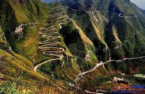 读大学，除了学习我们的专业课之外，我们还要学习什么