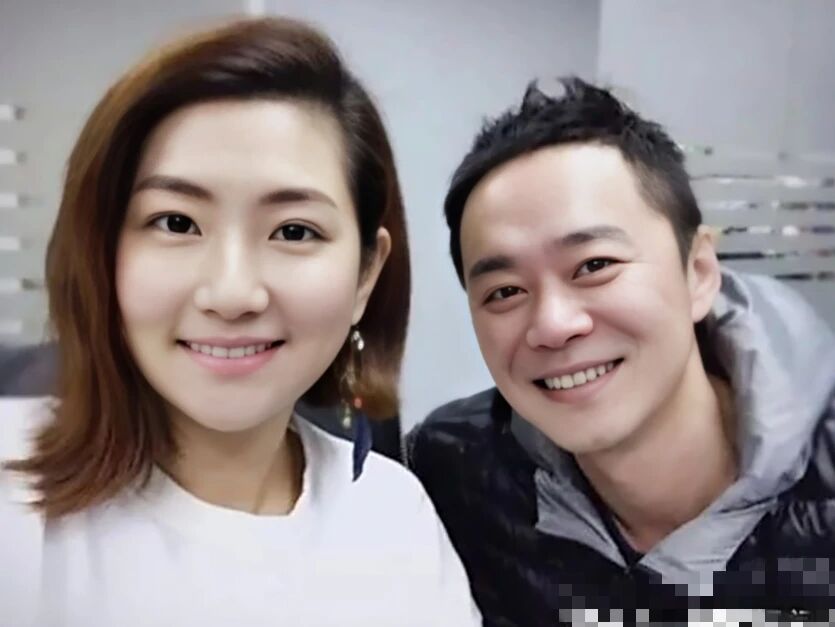 “台湾公主”任家萱浴火重生十年，夫妻二人离婚多年今非昔比