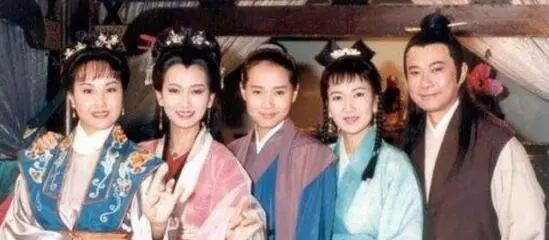 美貌与赵雅芝不相上下，坠入爱河息影经商身家过亿，花甲之年复出