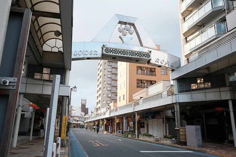 小岩フラワーロード商店街（写真／PIXTA）