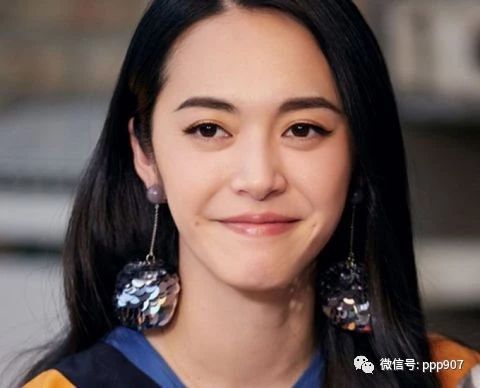 红着红着就不红5位的女星,姚晨因为生孩子,她却整成网红脸